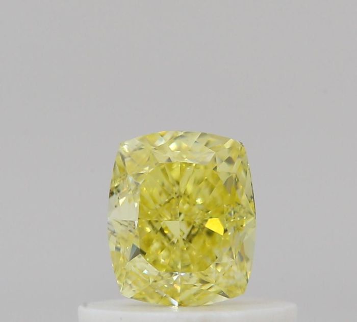 2496832158 - 0.5 carat  natural diamond
