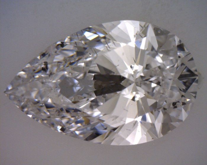 6432970713 - 2 carat  natural diamond