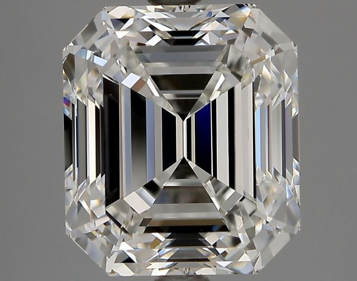 2201463724 - 4 carat  natural diamond