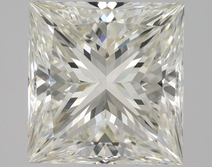 7478402763 - 1.5 carat  natural diamond