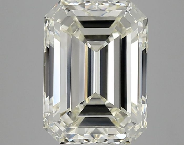 616400040 - 6 carat  natural diamond