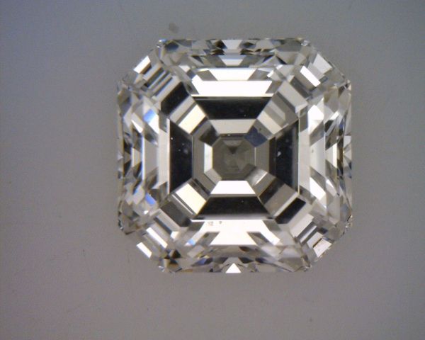 5156378993 - 2 carat  natural diamond