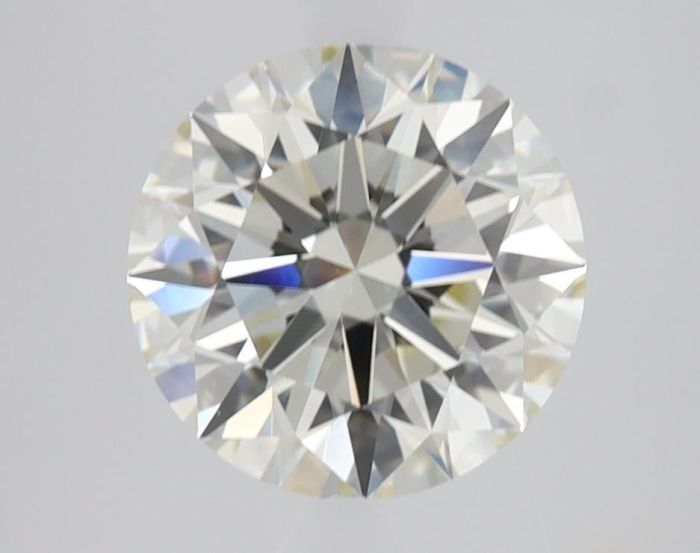 648401436 - 2 carat  natural diamond