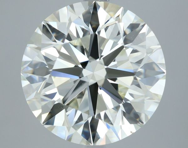 633470582 - 6 carat  natural diamond