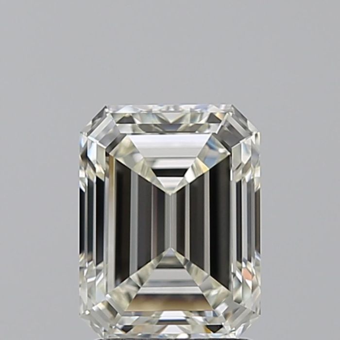 459102729 - 2 carat  natural diamond