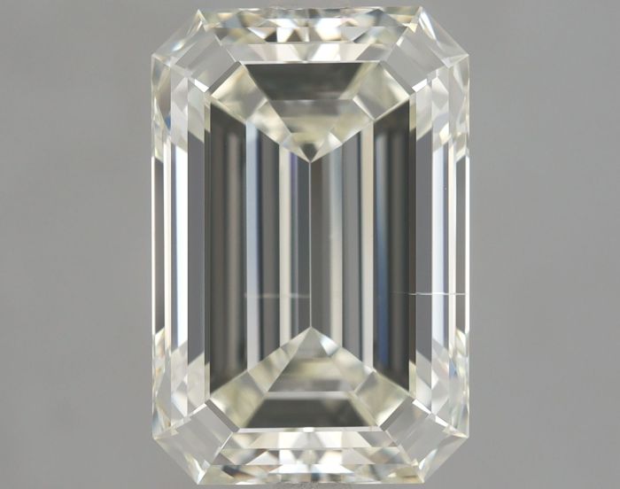 561273399 - 5 carat  natural diamond