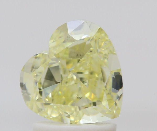 7458623234 - 2 carat  natural diamond