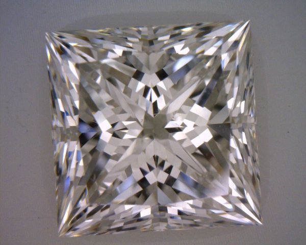 2327344008 - 3 carat  natural diamond