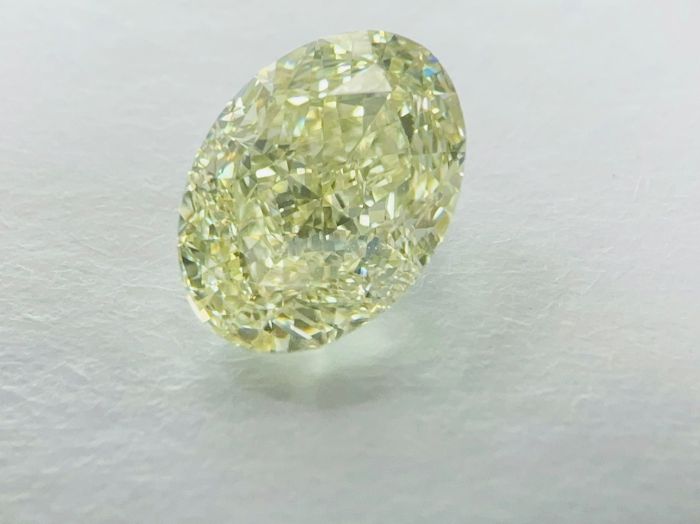 2235215692 - 2 carat  natural diamond