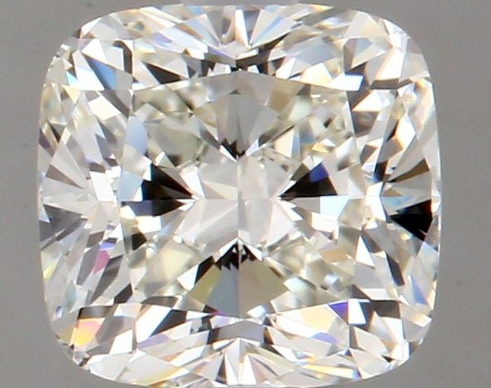3505656025 - 1 carat  natural diamond