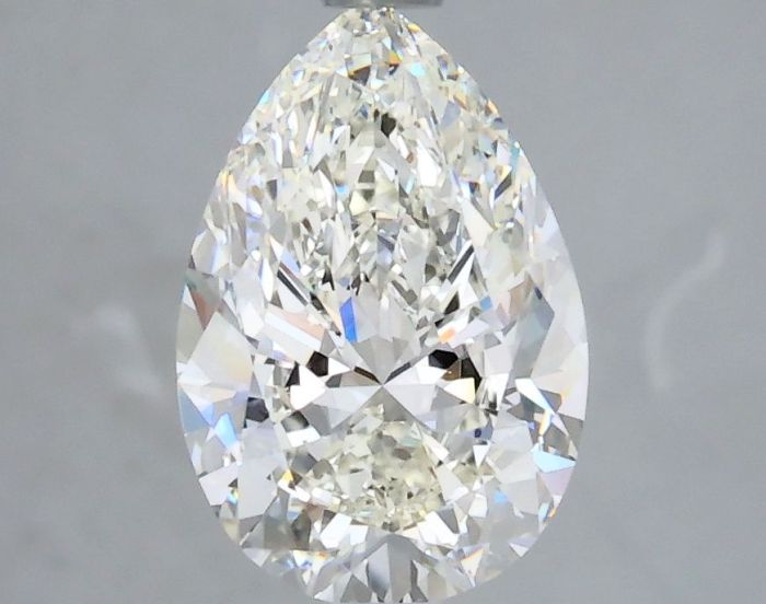 1509744200 - 2 carat  natural diamond