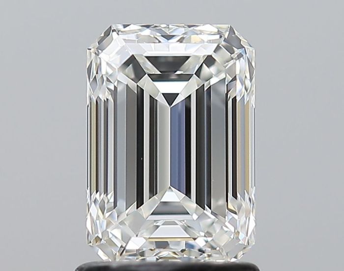 6512380494 - 1.5 carat  natural diamond