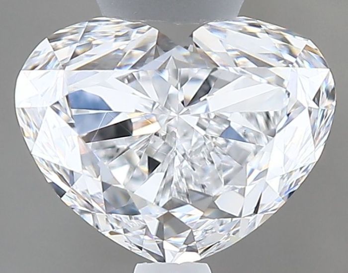 2447893662 - 1 carat  natural diamond