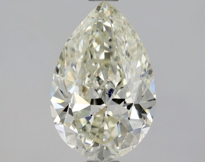 7451931528 - 1.5 carat  natural diamond