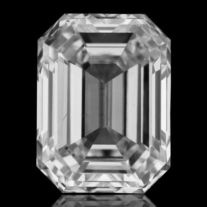 6501678661 - 0.5 carat  natural diamond