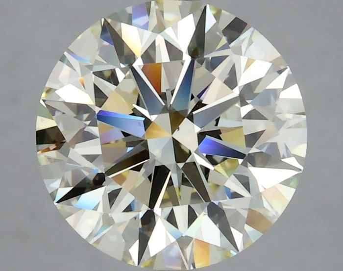6482648030 - 4 carat  natural diamond