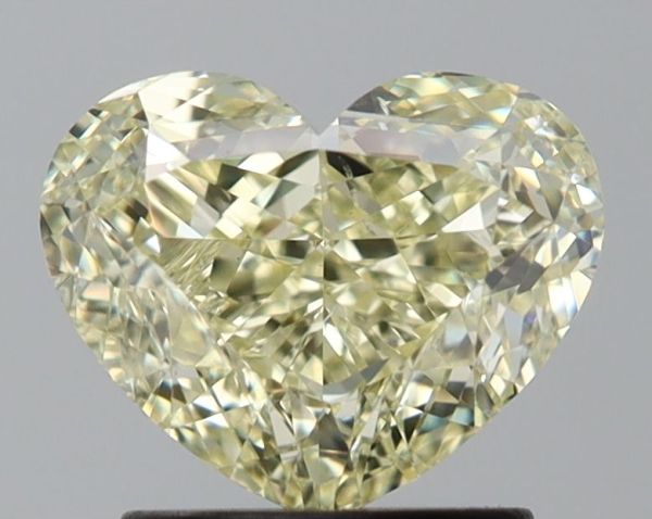 6237215688 - 2 carat  natural diamond