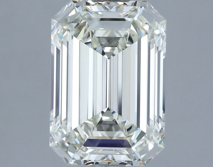 677562595 - 3 carat  natural diamond