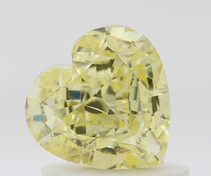 2477799246 - 1 carat  natural diamond