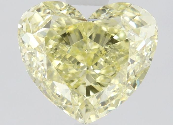 2235186565 - 1 carat  natural diamond