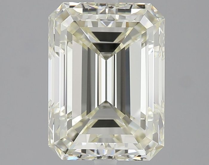 651482544 - 2 carat  natural diamond