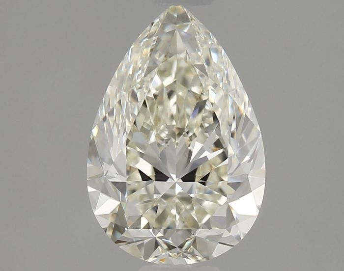 569393590 - 2 carat  natural diamond
