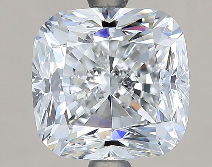 2447178919 - 3 carat  natural diamond