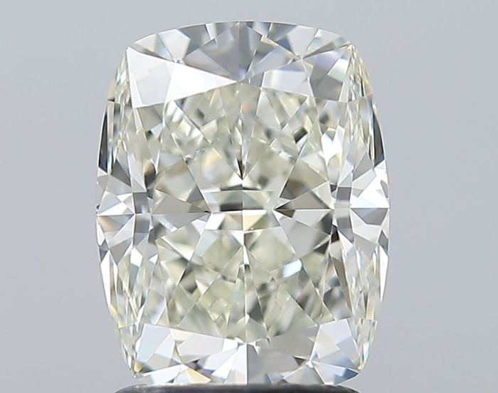2506571513 - 2 carat  natural diamond