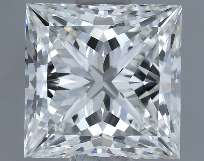 667428978 - 1.5 carat  natural diamond