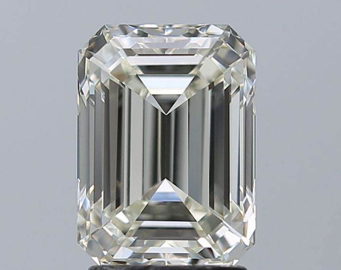604389274 - 2 carat  natural diamond