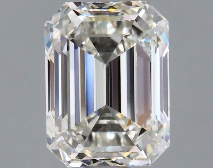 6512084641 - 1.5 carat  natural diamond