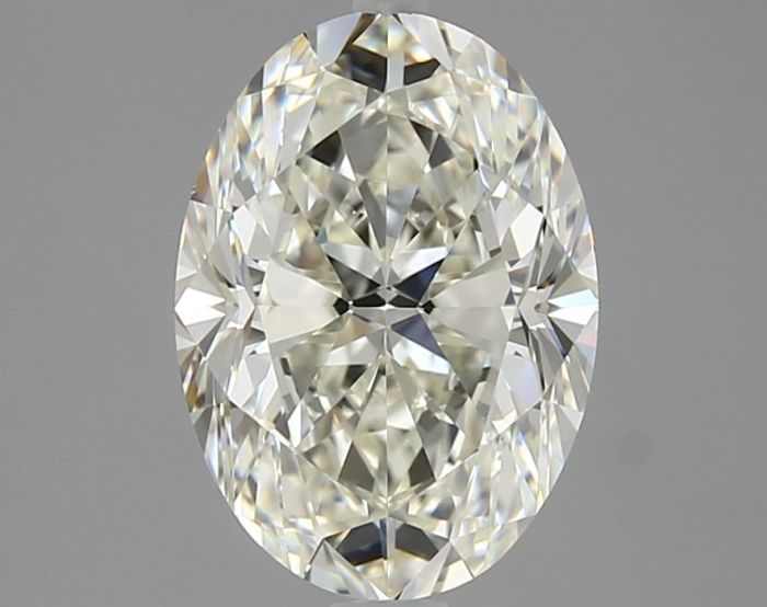 669430392 - 2 carat  natural diamond